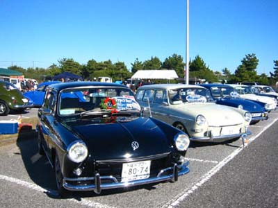 2003bugholiday020